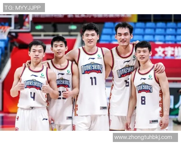 南京篮球队在邀请赛中以66分稳居积分榜首位展现强劲实力 南京篮球队在邀请赛中以66分稳居积分榜首位展现强劲实力