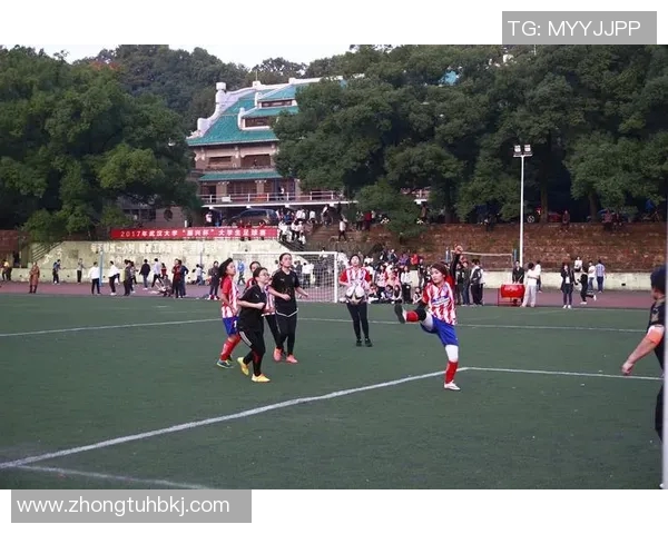 武汉足球队在灵活性排行榜中荣登第二名引发热议 武汉足球队在灵活性排行榜中荣登第二名引发热议