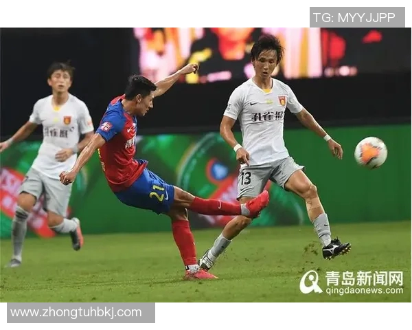 赛后分析北京足球队与武汉足球队的耐力对决全景回顾