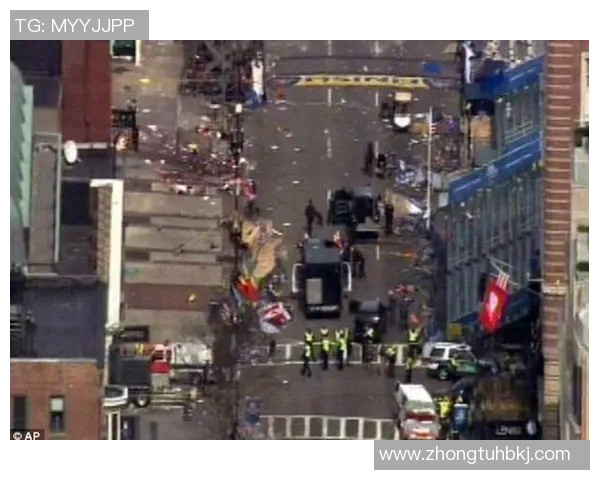 足球明星激烈冲突现场揭秘球场背后的不为人知故事与真相 足球明星激烈冲突现场揭秘球场背后的不为人知故事与真相