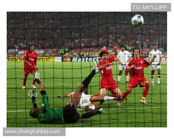 足球明星新老房子对比揭秘豪宅生活与奋斗岁月的真实故事 足球明星新老房子对比揭秘豪宅生活与奋斗岁月的真实故事